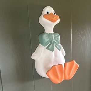 Adorable 3D goose ceramic 80’s boothe mold wall decor vintage